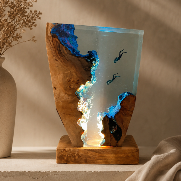 Deep Sea Diver Resin Table Lamp - Vintage Nautical Desk Light with LED Bulb