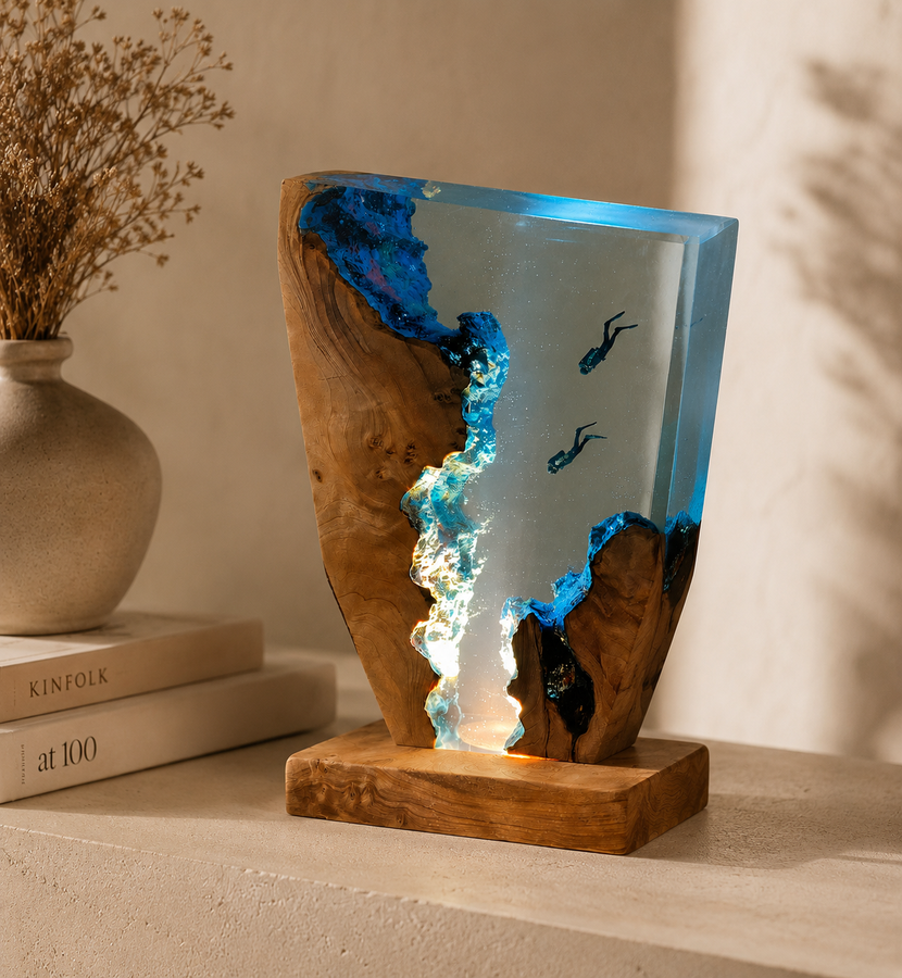 Deep Sea Diver Resin Table Lamp - Vintage Nautical Desk Light with LED Bulb